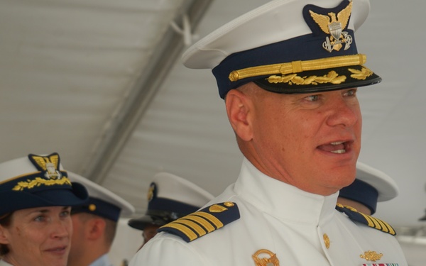 Coast Guard Cutter Stone holds change-of-command ceremony