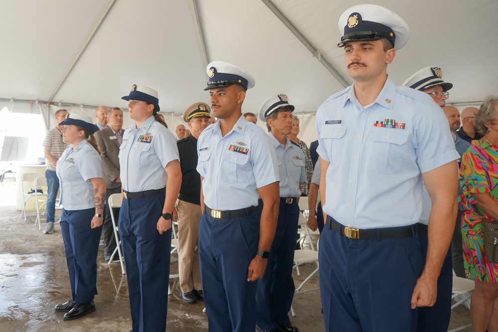 Coast Guard Cutter Stone holds change-of-command ceremony