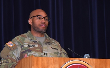 USARIEM Headquarters and Headquarters Detachment Welcomes New Commander