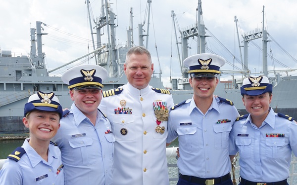 Coast Guard Cutter Stone holds change-of-command ceremony
