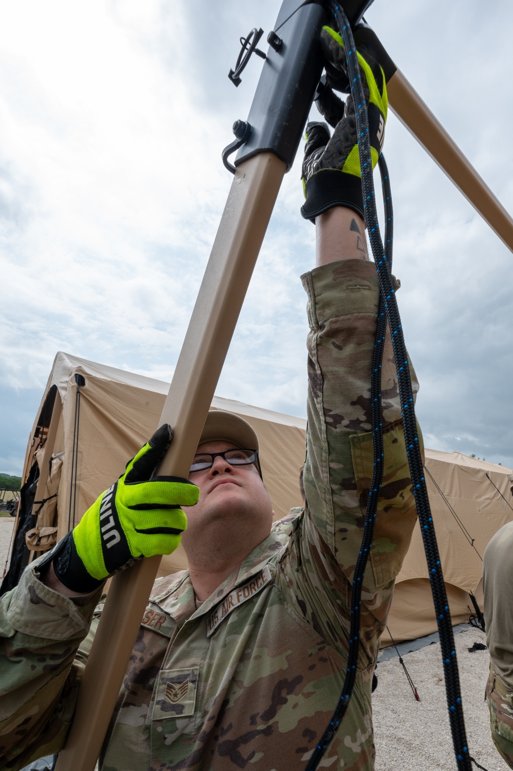 Airmen build EMEDS facility