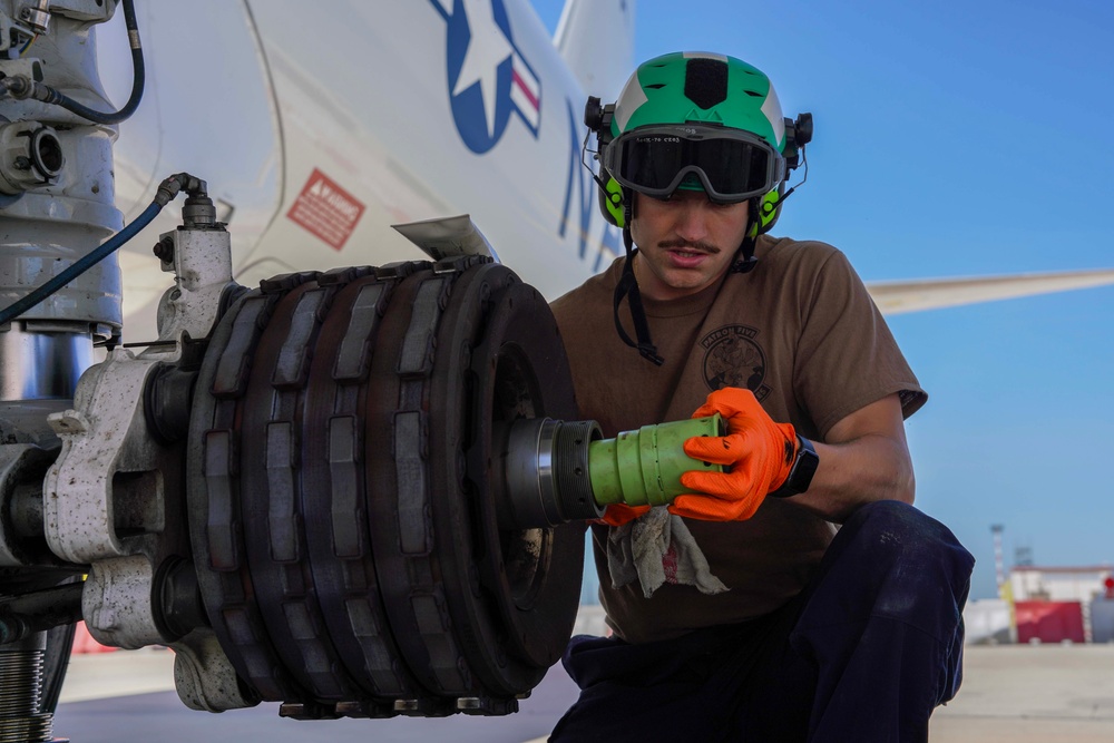 VP-5 OPERATIONS AT NAVAL AIR STATION SIGONELLA