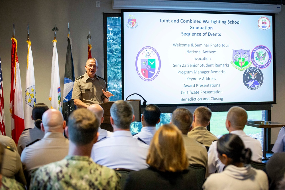 Joint and Combined Warfighting School graduation ceremony
