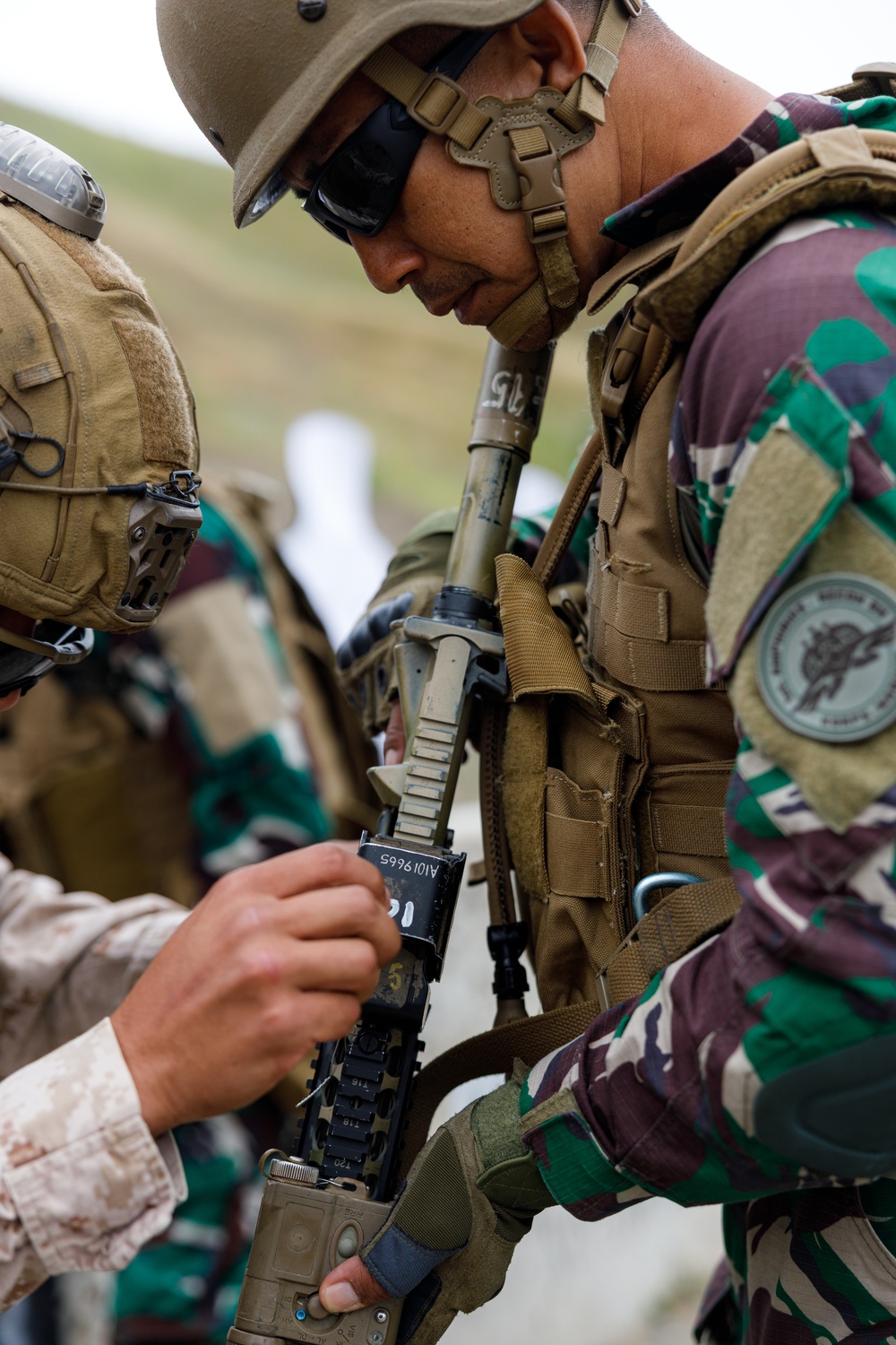 U.S. Marines, Indonesian Korps Marinir participate in live-fire range