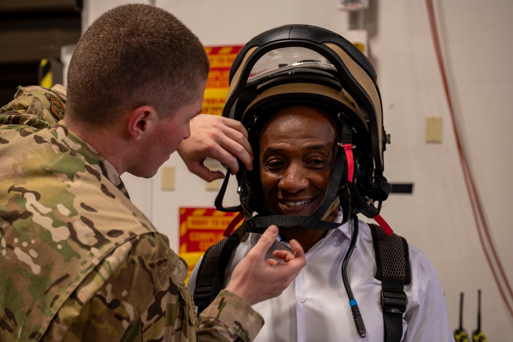 92nd Mission Support Group Hosts Honorary Commanders