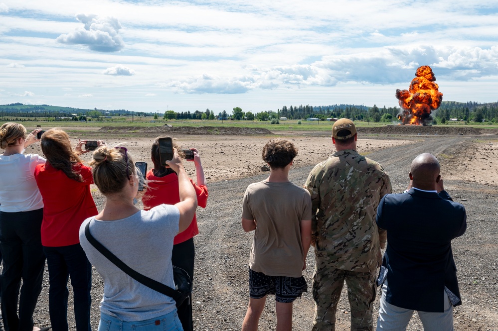 92nd Mission Support Group Hosts Honorary Commanders