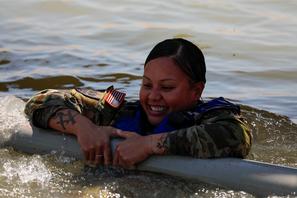 720th Military Police Battalion conducts water survival training