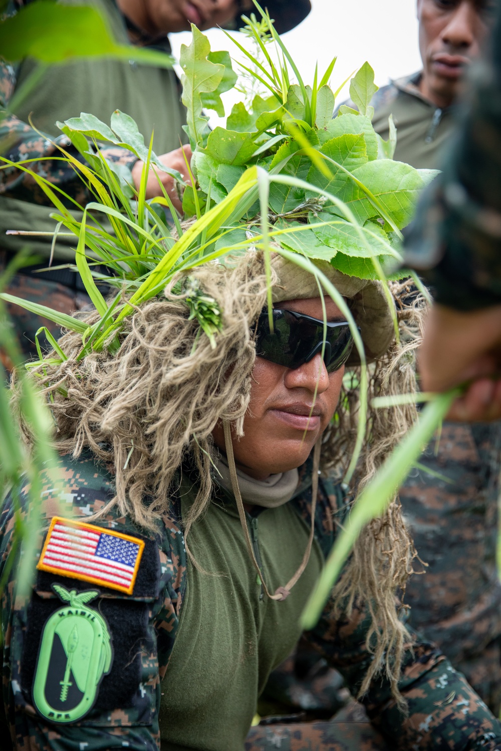 Reconnaissance Soldiers and Guatamalan Armed Forces conduct sniper Training
