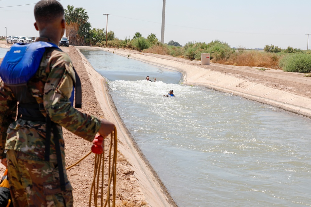 720th Military Police Battalion conducts water survival training