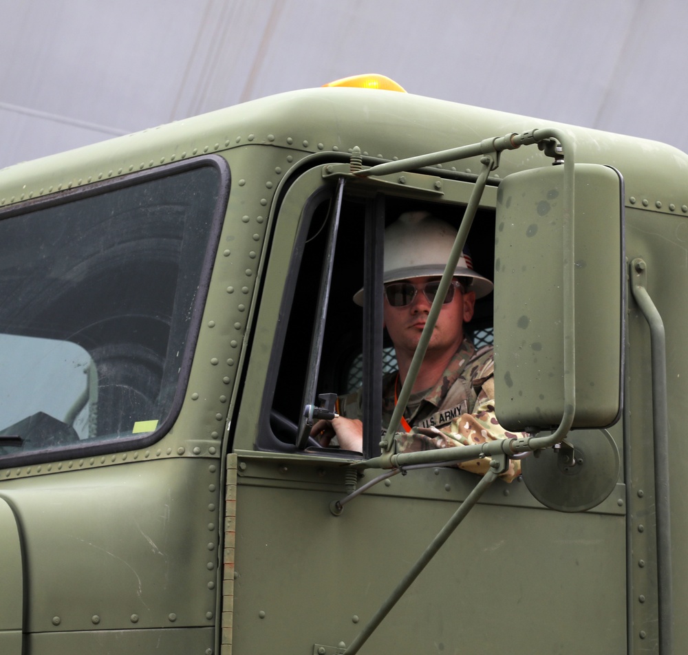 Real-world Training at the Port of Long Beach for Army Reserve Soldiers