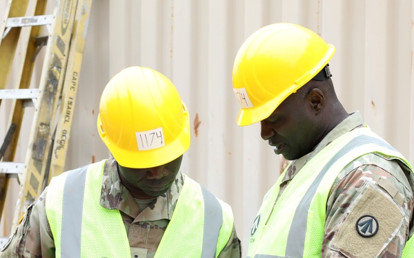 Real-world Training at the Port of Long Beach for Army Reserve Soldiers