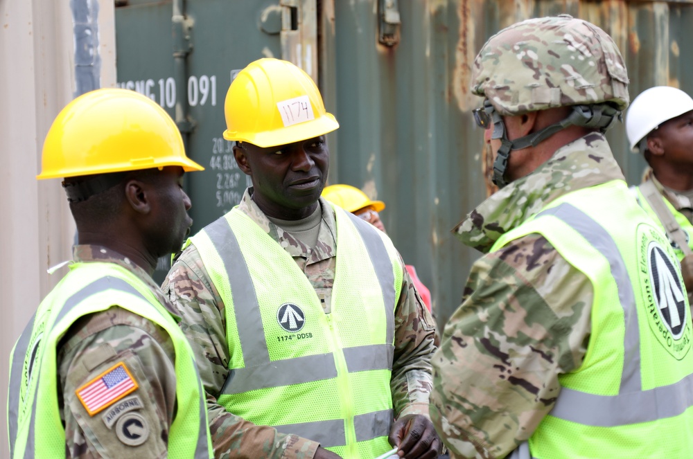 Real-world Training at the Port of Long Beach for Army Reserve Soldiers
