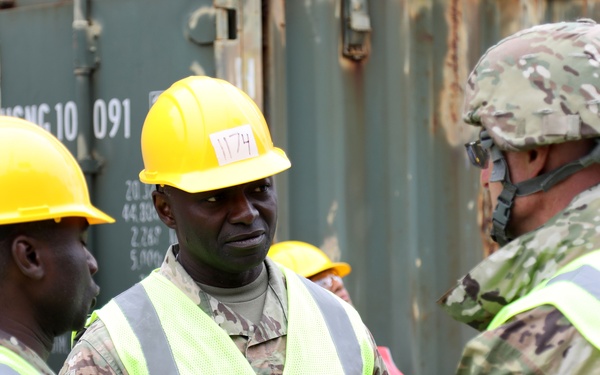 Real-world Training at the Port of Long Beach for Army Reserve Soldiers