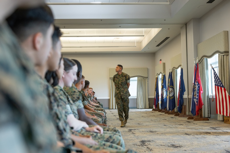 Sergeant Major of the Marine Corps visits 2nd MAW