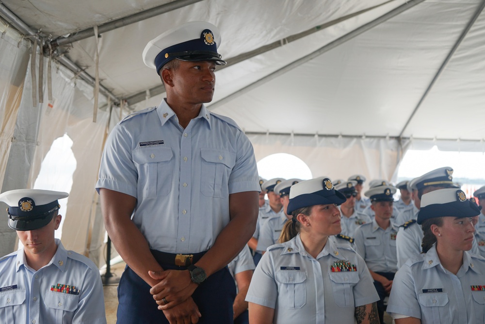 Coast Guard Cutter Stone holds change-of-command ceremony