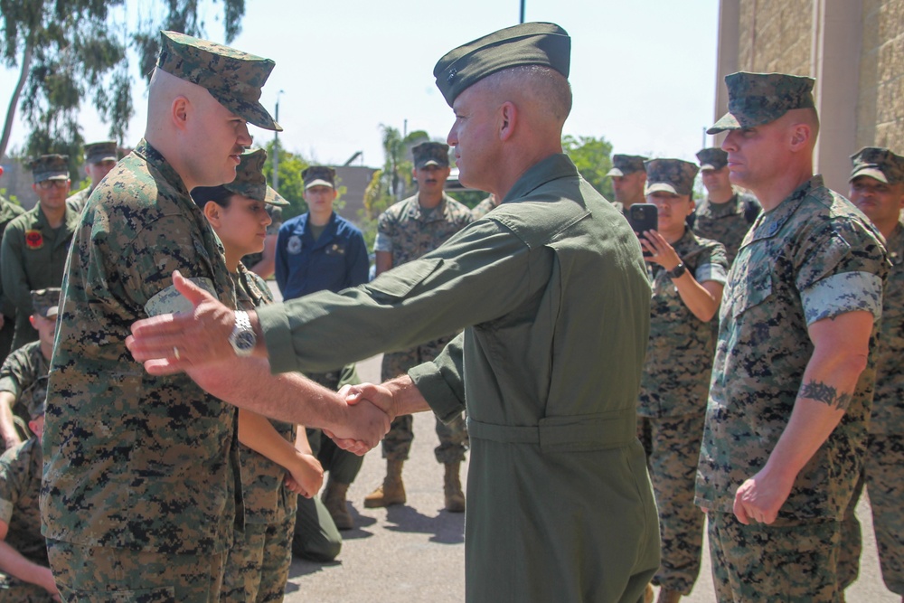 3rd MAW CG recognizes Marines with MALS-16 for excellence