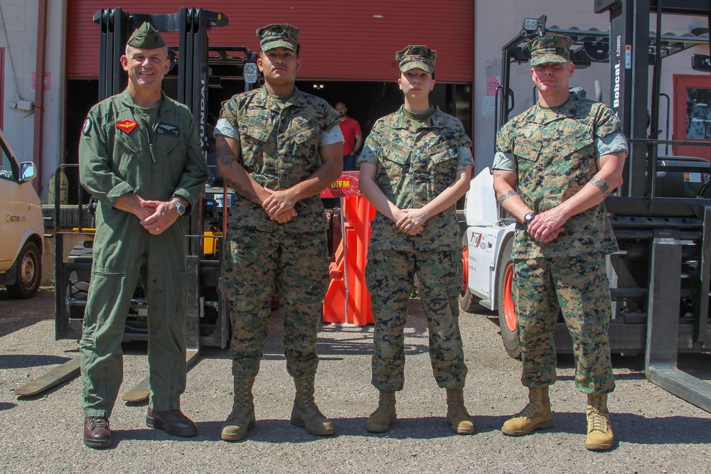 3rd MAW CG recognizes Marines with MALS-16 for excellence