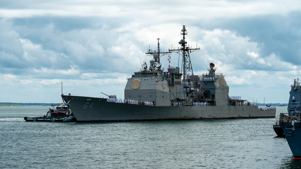 USS Gettysburg Returns to Homeport