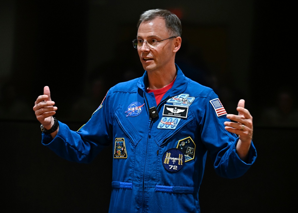 Guardian Q-and-A with astronaut Col. Hague