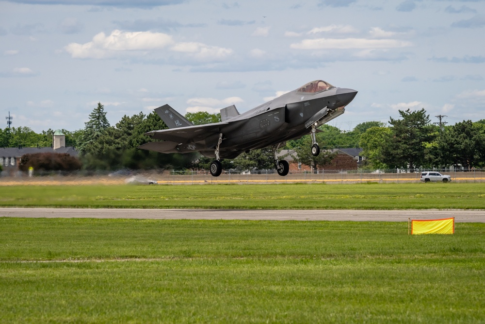 NMUSAF welcomes the F-35
