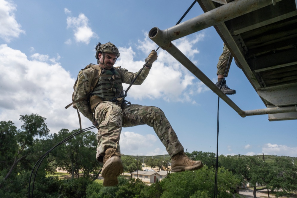TACP Rappel Training