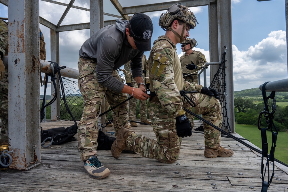 TACP Rappel Training