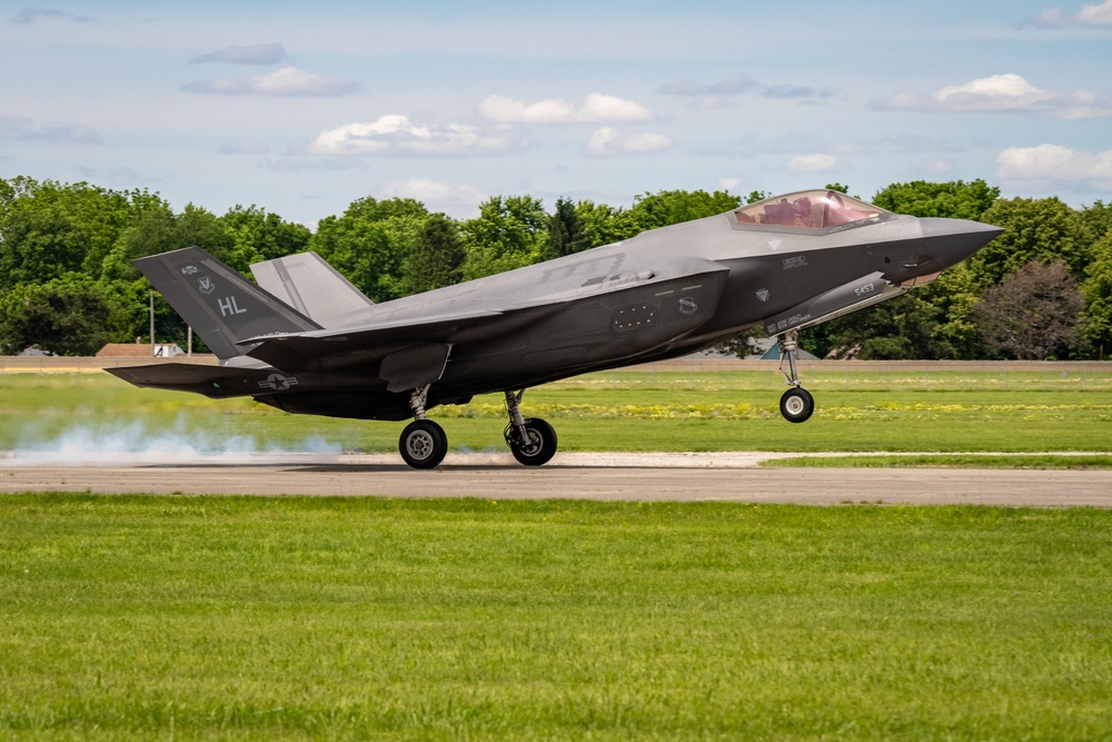 NMUSAF welcomes the F-35