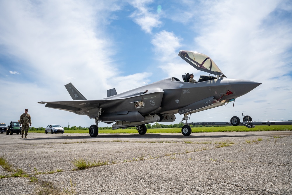 NMUSAF welcomes the F-35