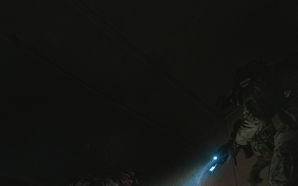 SOUTHERN STAR 25 SOF Compound Raid Drills