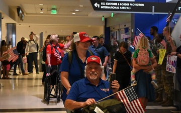 Vietnam and Korean War Veterans Welcomed Home by Community