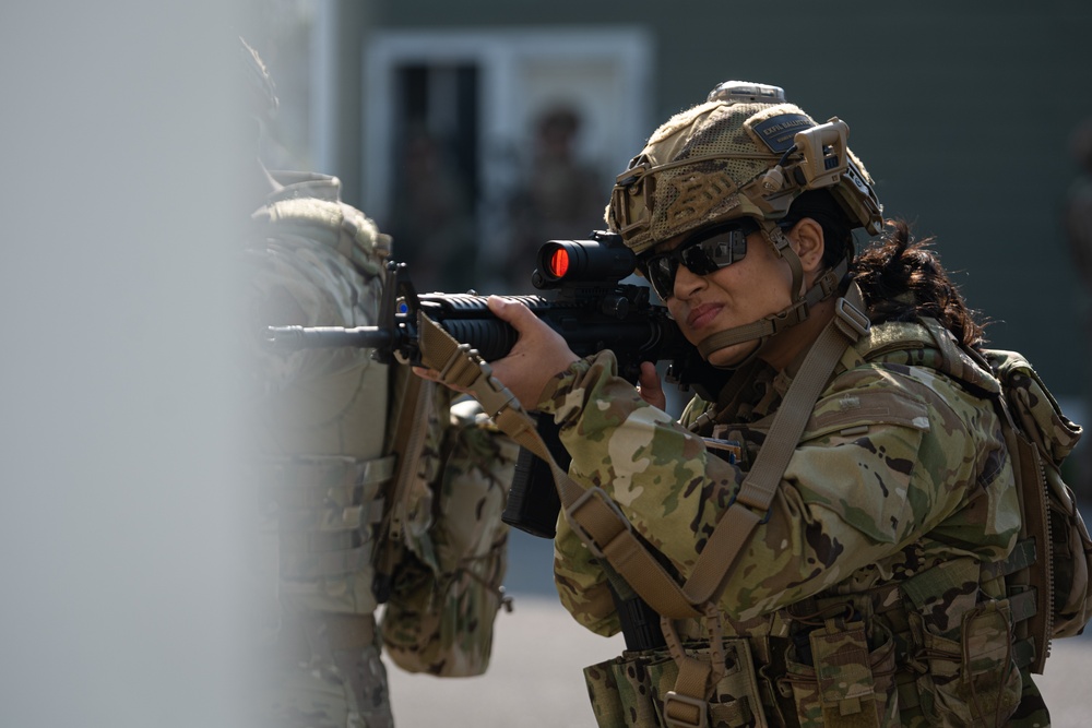 156th CRG and 182AW train together at Sentry North