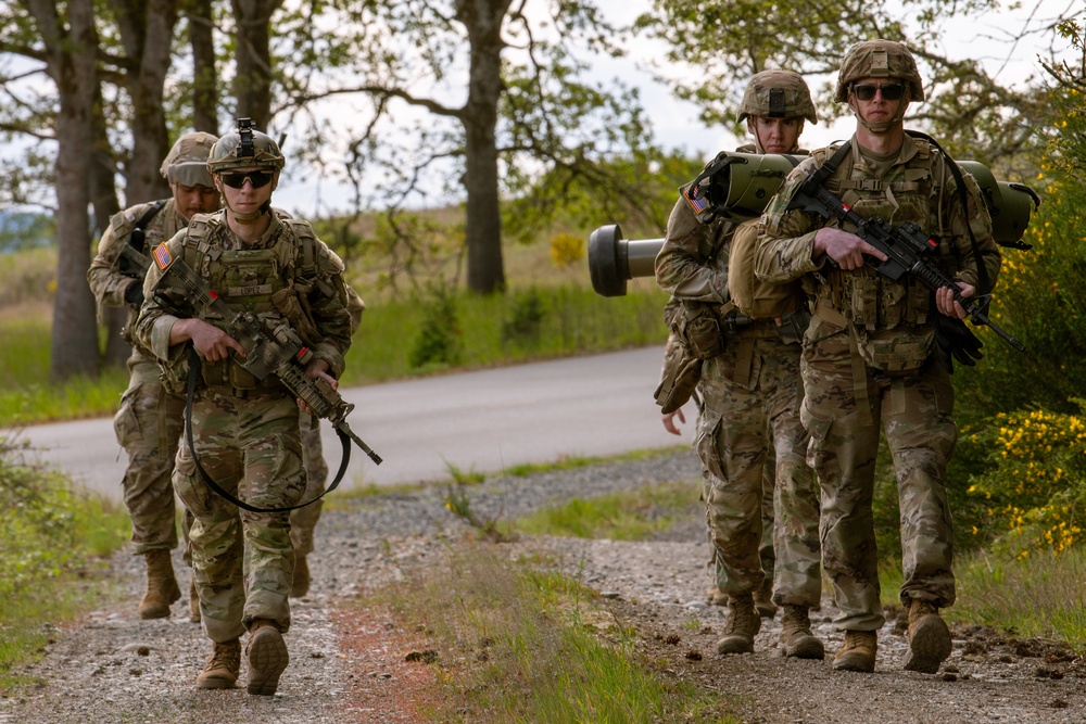 Hunt, Race, Compete: 3-161 hosts first annual Dark Rifle Cup