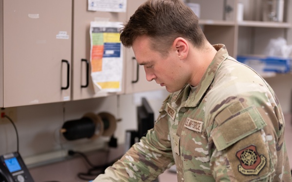 Flight check 1, 2, 1, 2