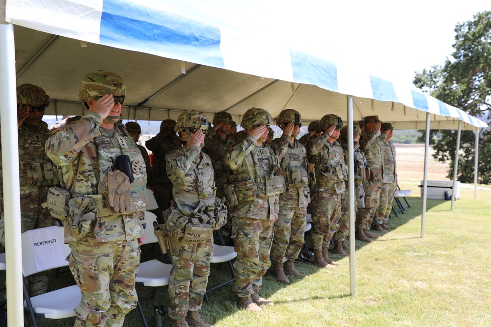Chief of Army Reserve Re-enlists Soldiers at Mojave Falcon
