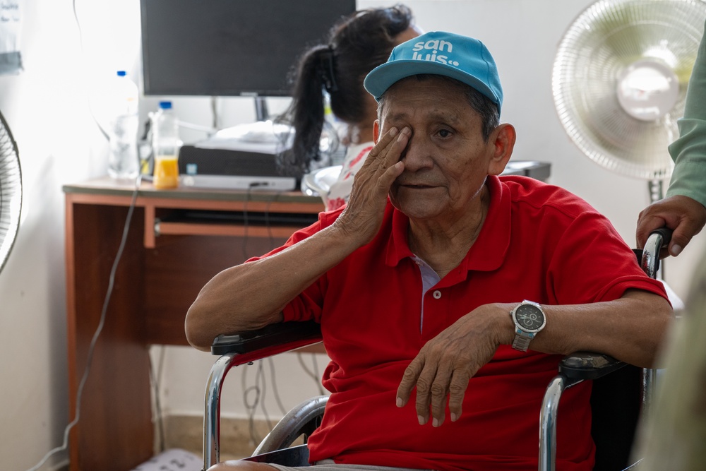 U.S. Air Force medical team provides vision aid at Hospital Regional de Loreto in Iquitos, Peru