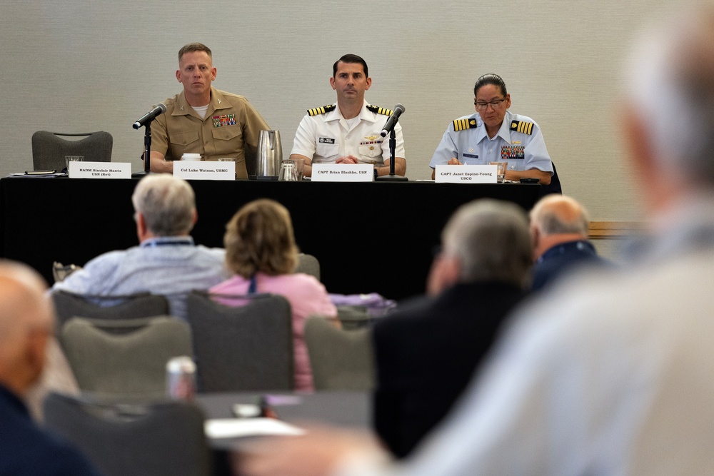 Marine Colonel Emphasizes Maritime Readiness, Partnerships at Navy League Convention