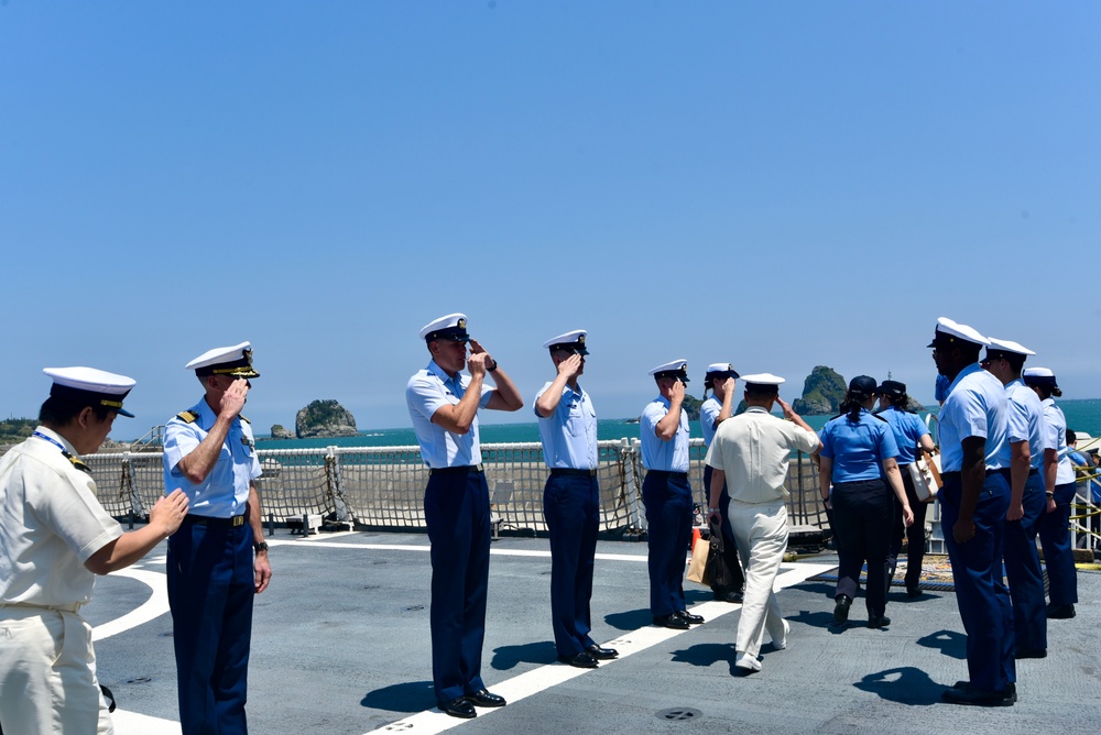 The Legend-class USCGC Stratton hosts Korea Coast Guard and Japanese Coast Guard members aboard while moored in Busan, Republic of Korea
