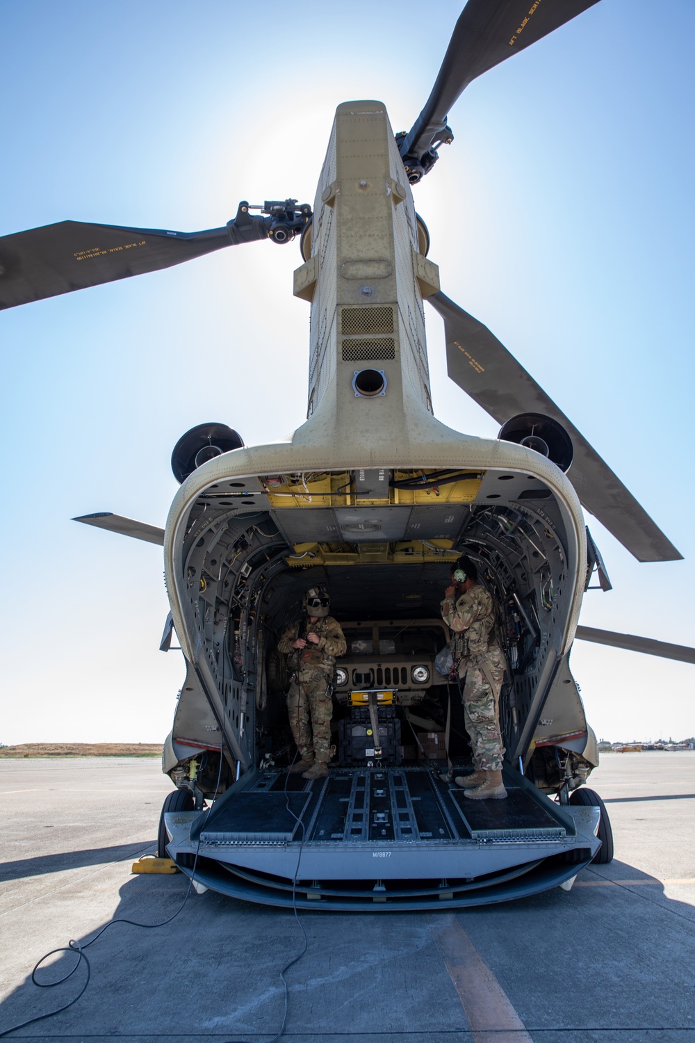 Chinook flight to press conference