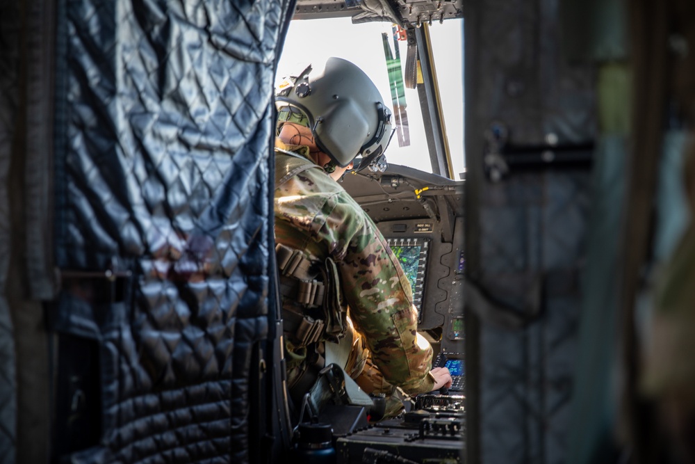 Chinook flight to press conference