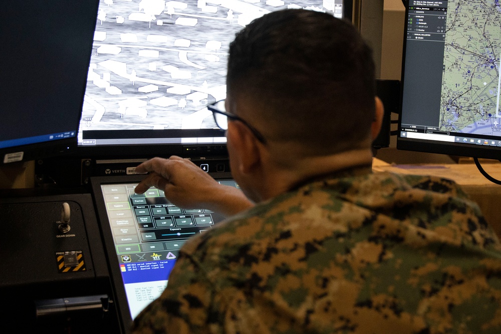 SMMC Ruiz visits MCAS Cherry Point