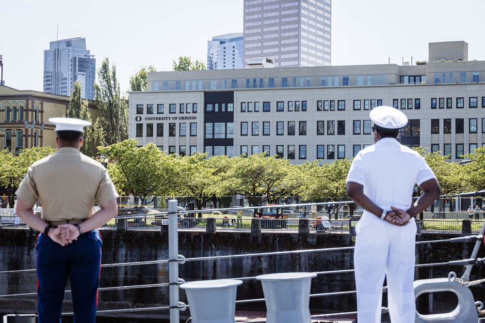 USS Mustin and USS Jack H. Lucas Arrive in Portland, Oregon
