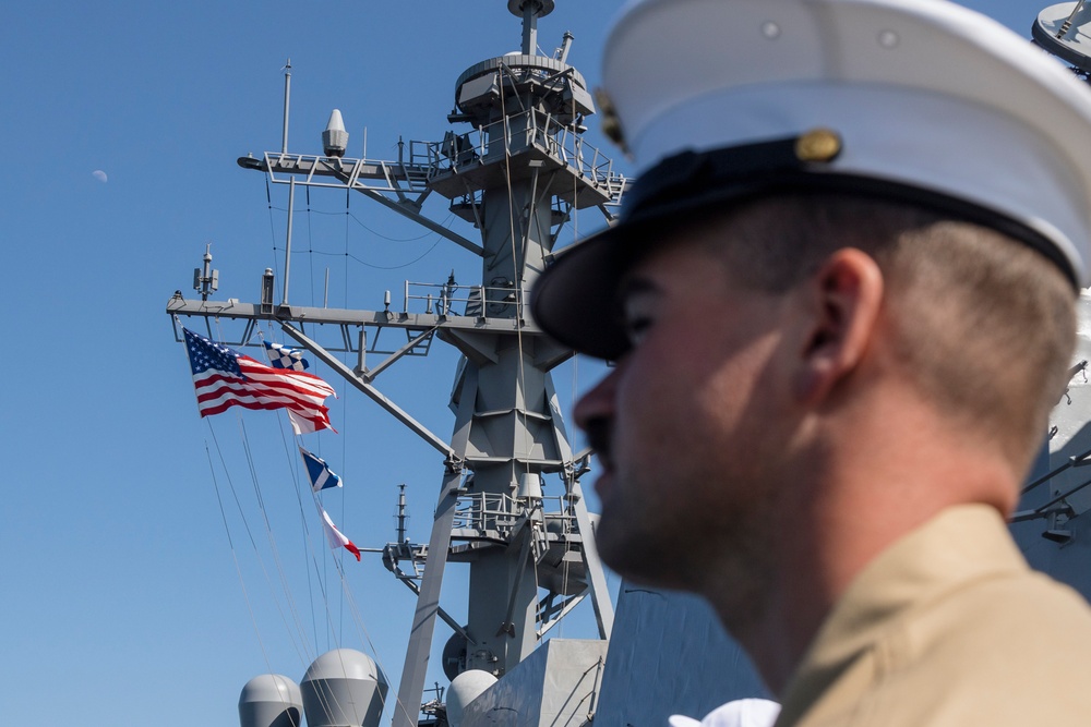 USS Mustin and USS Jack H. Lucas Arrive in Portland, Oregon
