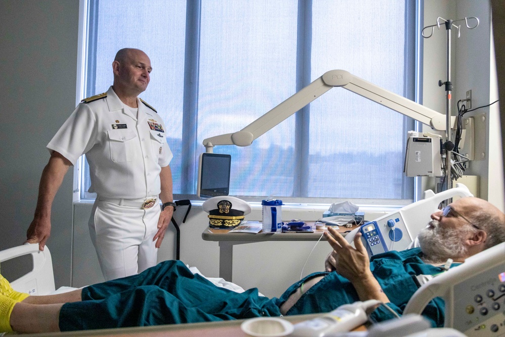 Commanders and Senior Enlisted Advisors visit Vets at the Portland VA Medical Center
