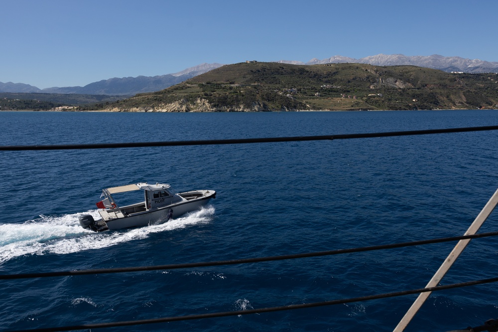USS Oscar Austin (DDG 79) Arrives in Souda Bay, Greece