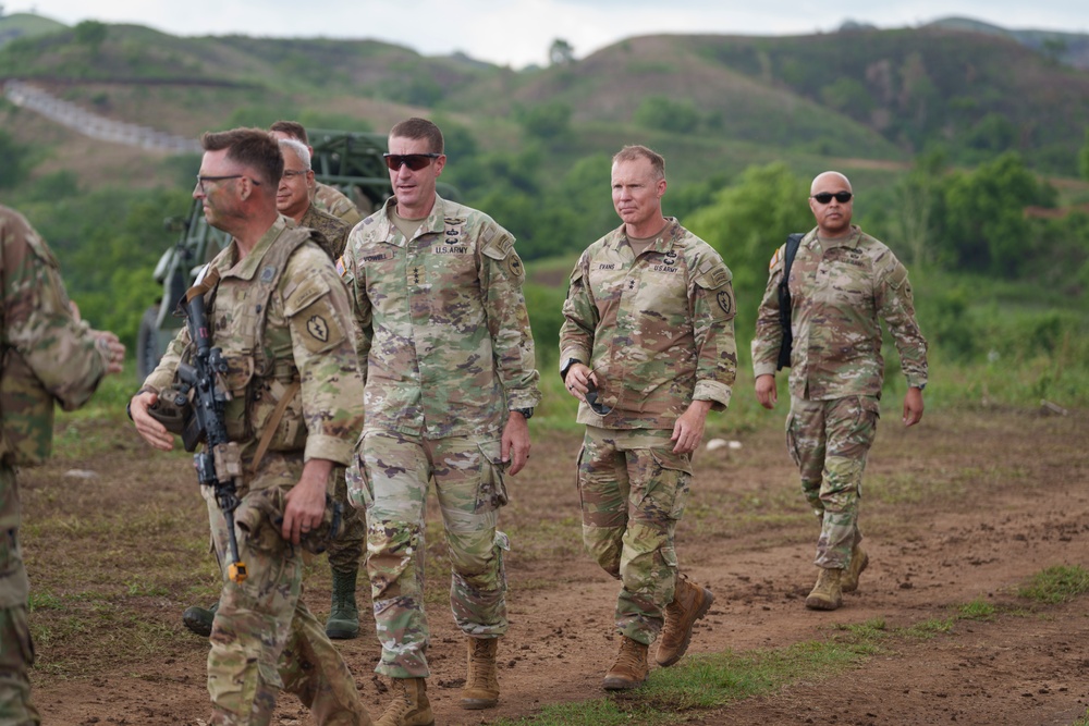 JPMRC-X / Lt. Gen. Vowell Visits Training Objective