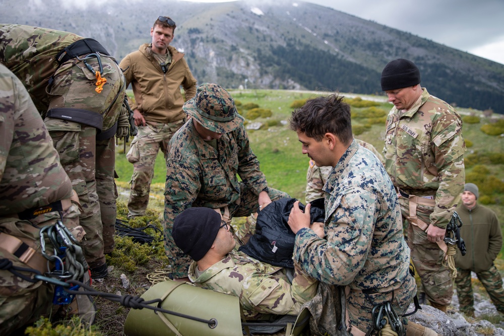 U.S. and Greek forces train on Mount Olympus during Immediate Response 25