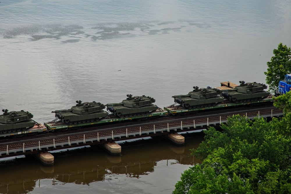 U.S. Army equipment arrives in Washington D.C. for 250th Birthday