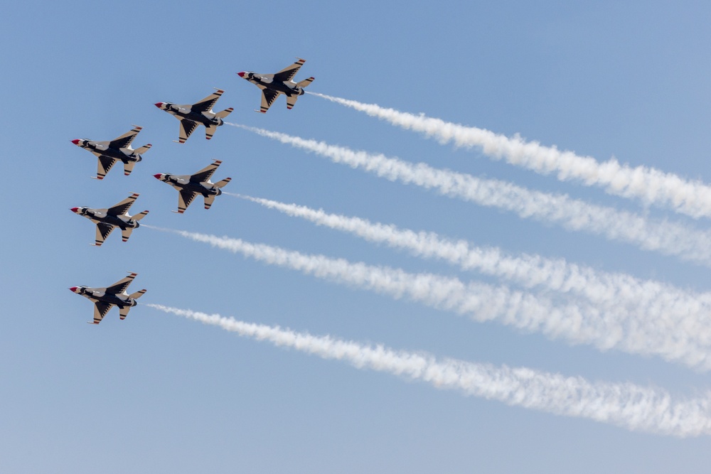 USAF Thunderbirds arrive at Beale AFB for Beale Air &amp; Space Expo 2025