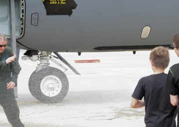 Departure procedures: Morrison reflects as 185th ARW commander