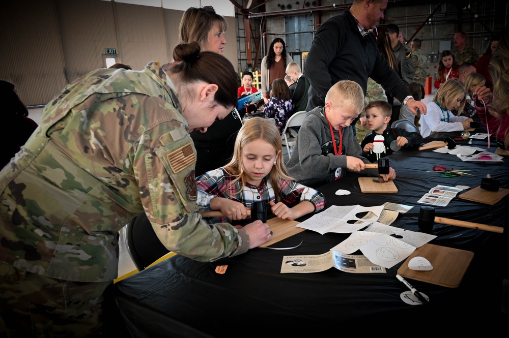 150SOW Family Holiday Event 2024